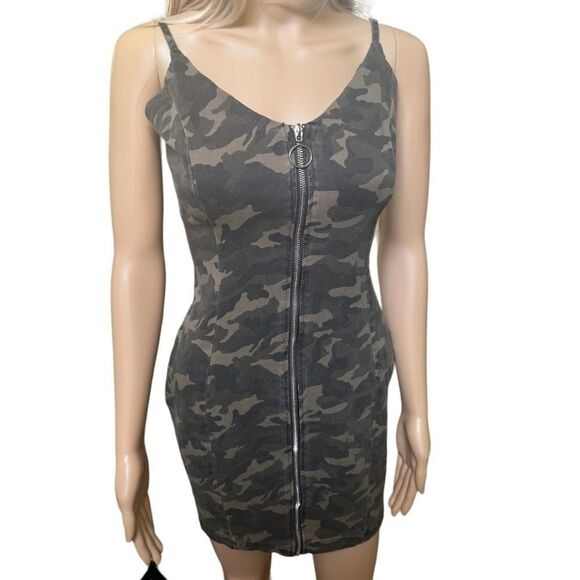 Iris camouflage Knit Zip Front Mini Dress sz S - Picture 1 of 6